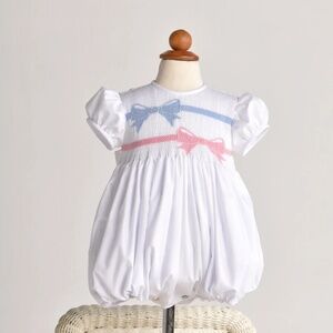 Manolitas smocked bow bubble